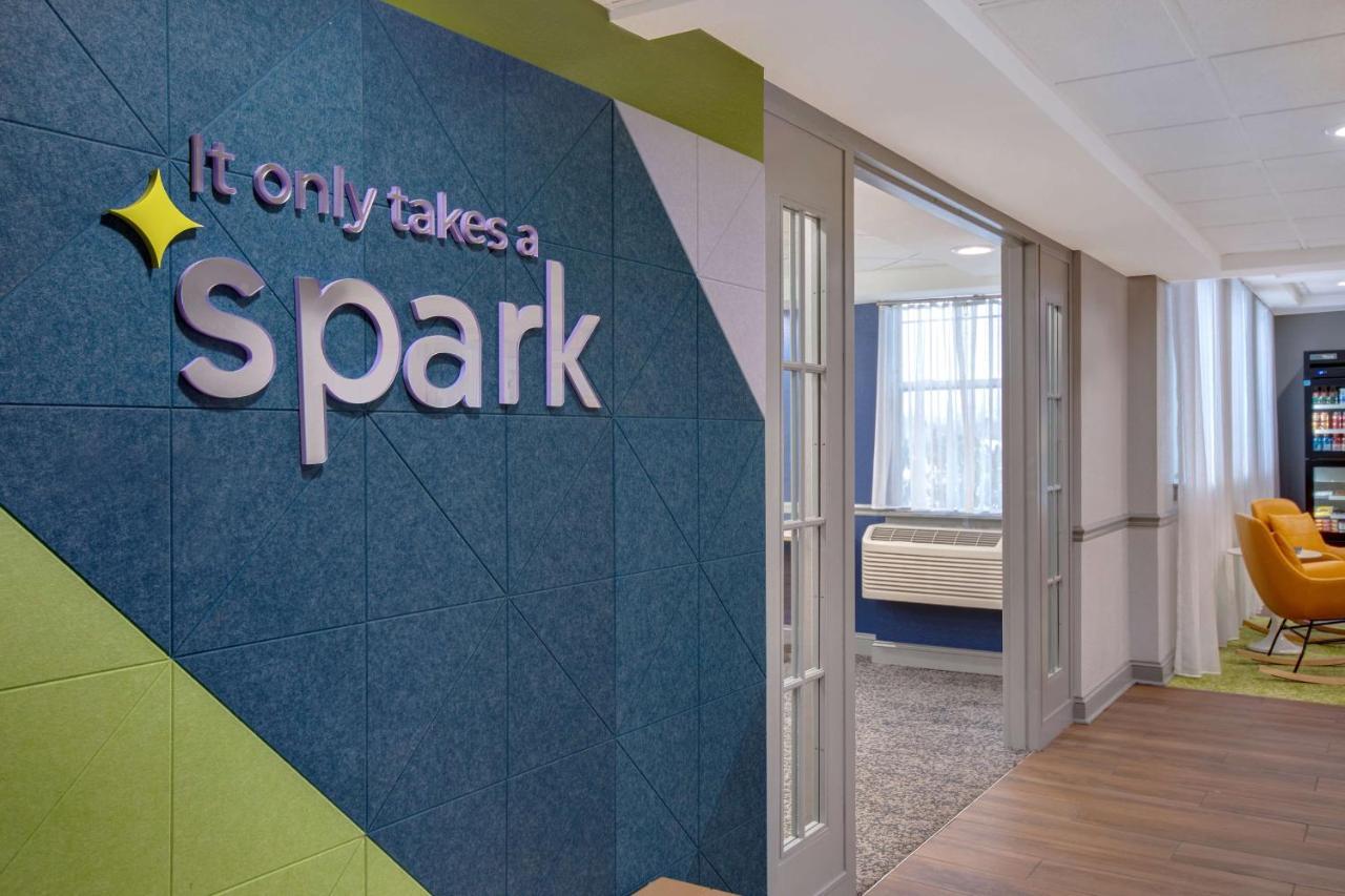 Spark By Hilton Rochester University Area Exteriér fotografie